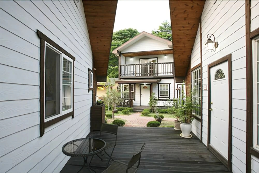 Hongcheon Barack Pension