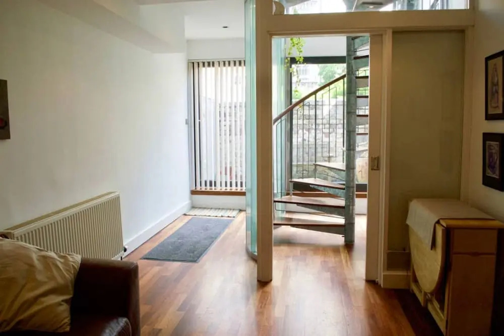Stylish 1 Bedroom Edinburgh Mews House
