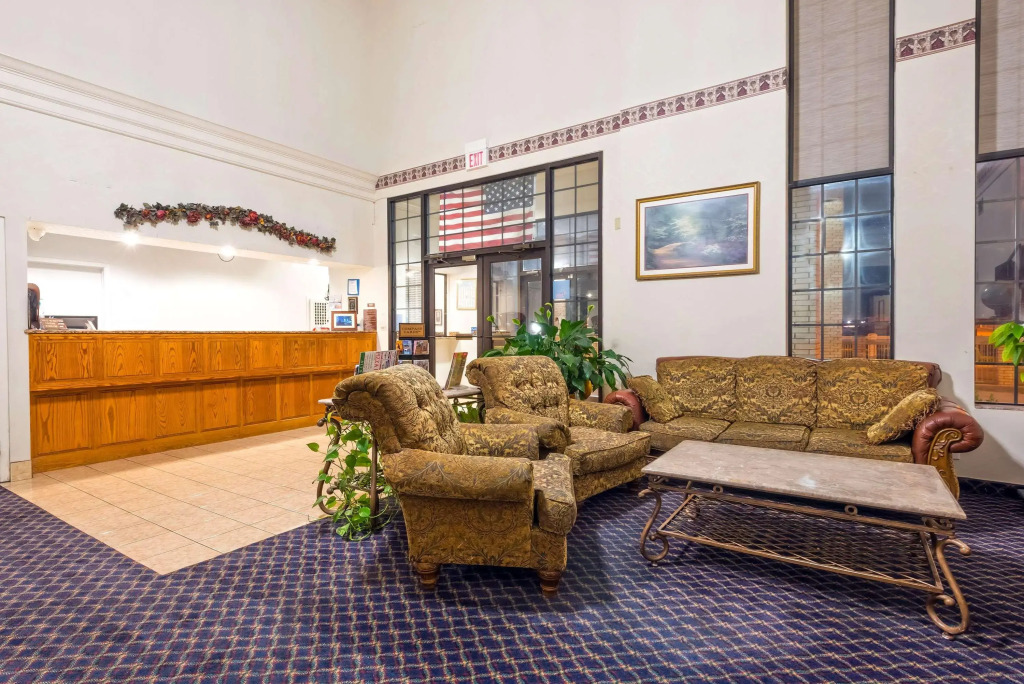 Americas Best Value Inn & Suites Fort Worth South