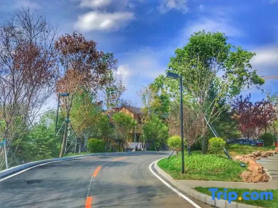 Ski Villa of Lake Songhua Resort