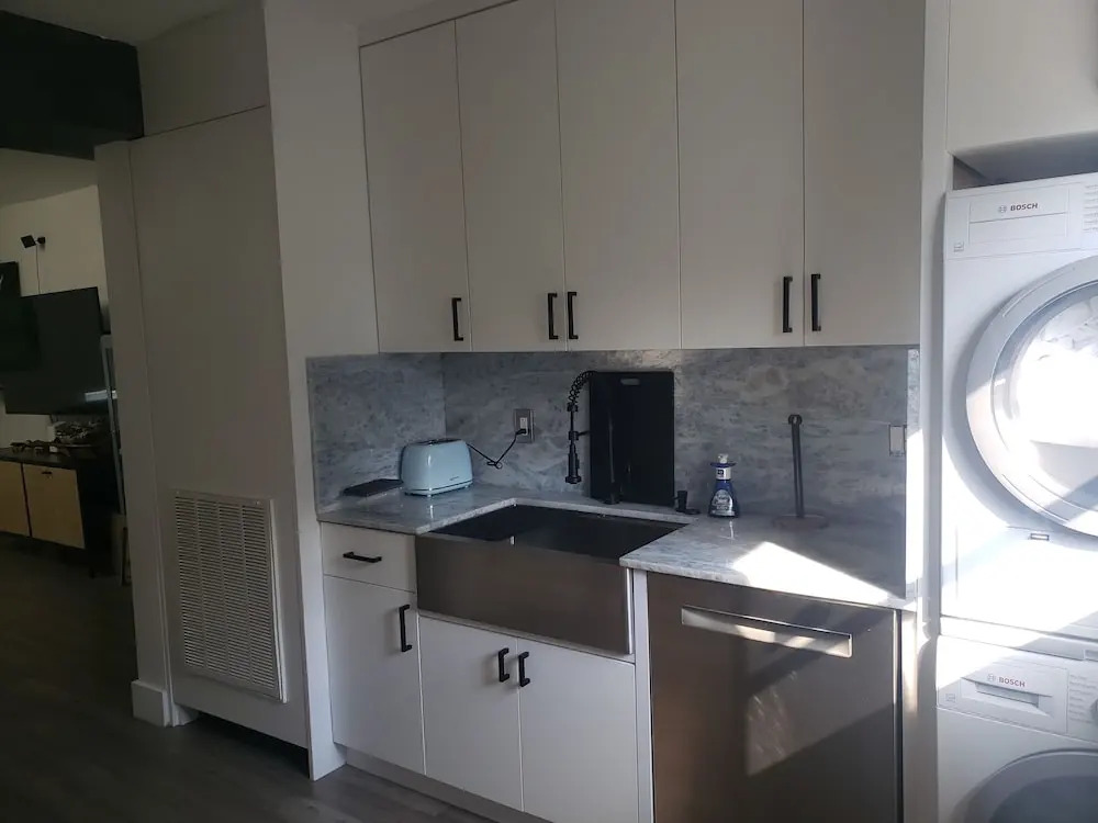 ARE-G Miami Lux Rental