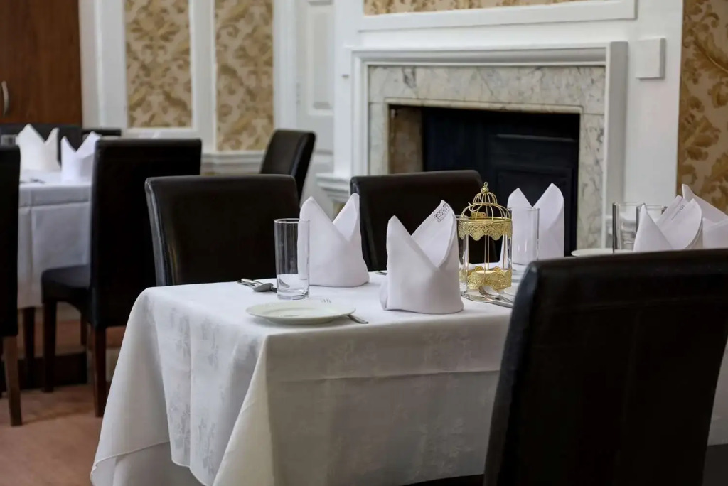 Baylis Park Hotel