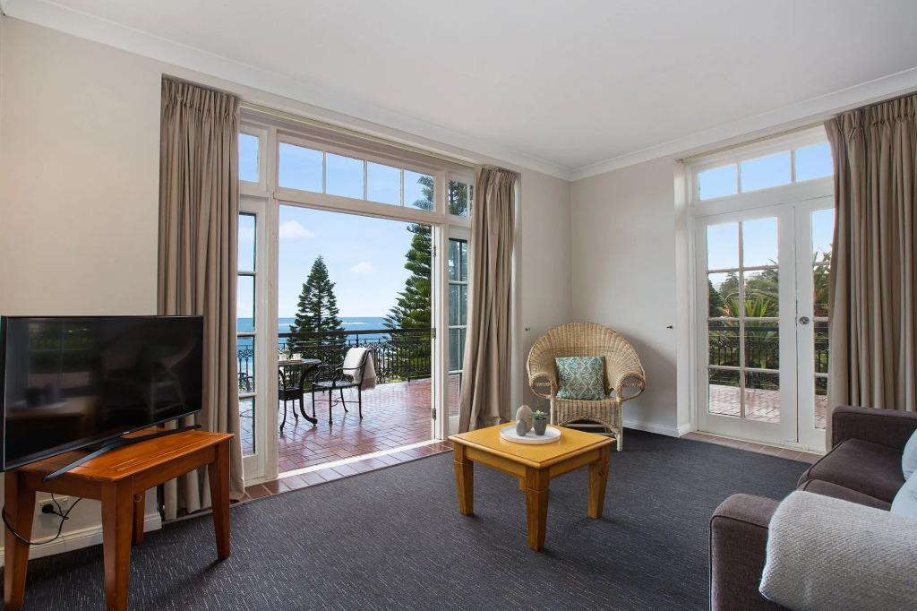 Coogee Bay Hotel