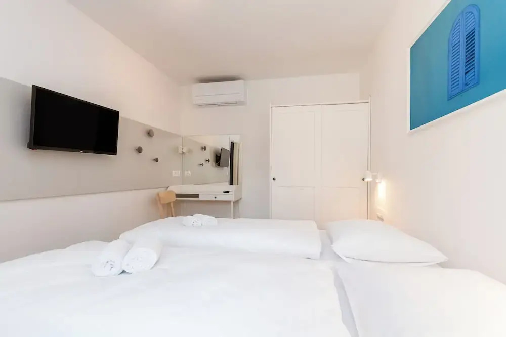 Premium City Center Apartment Tartini 2