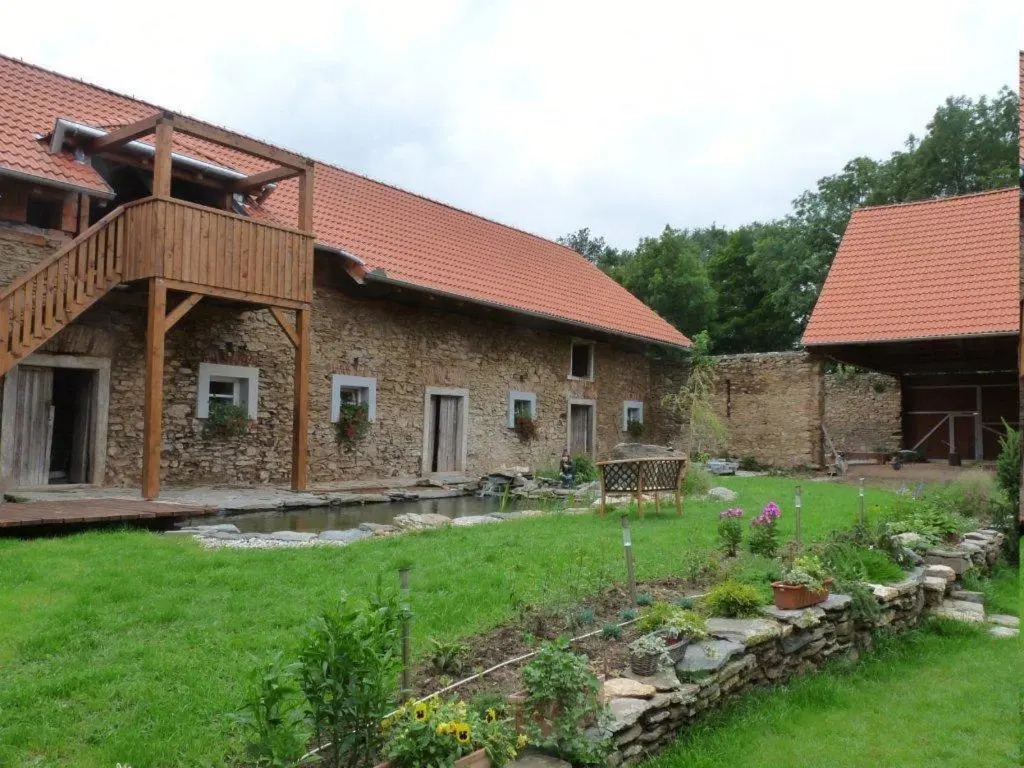 Statek Kloubek