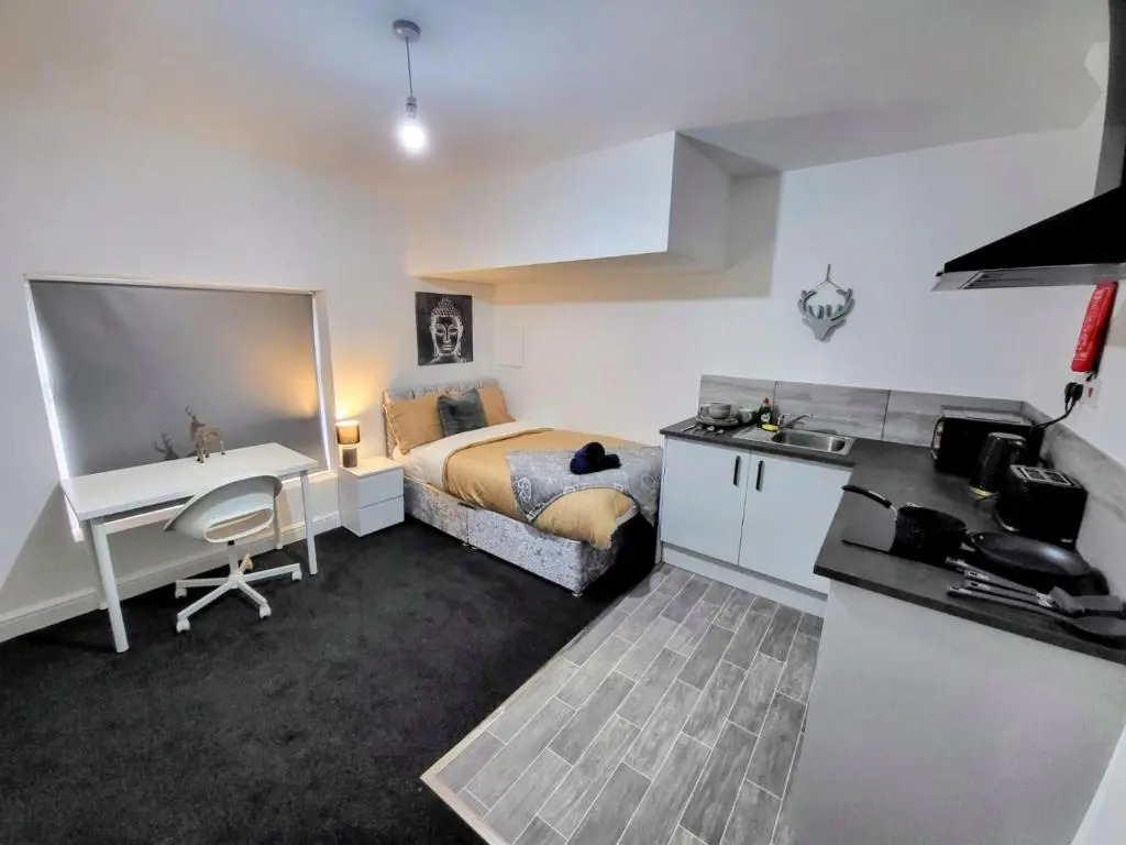 Easy Living Nottingham - Burns Street