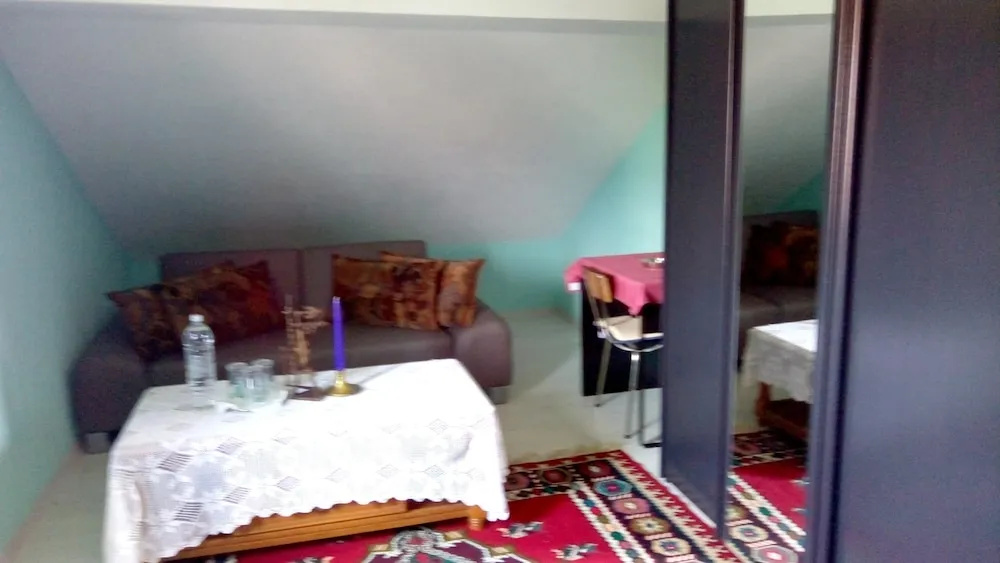 Apartment With 3 Bedrooms in Bihać, With Wonderful Mountain View and Enclosed Garden