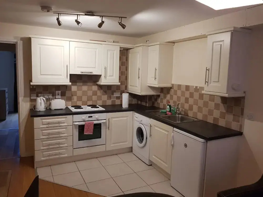 Lesley Grove Apartments
