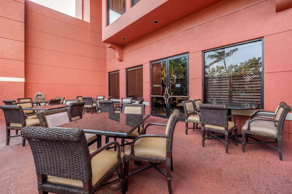 Best Western Plus Palm Beach Gardens Hotel & Suites and Conference Ct