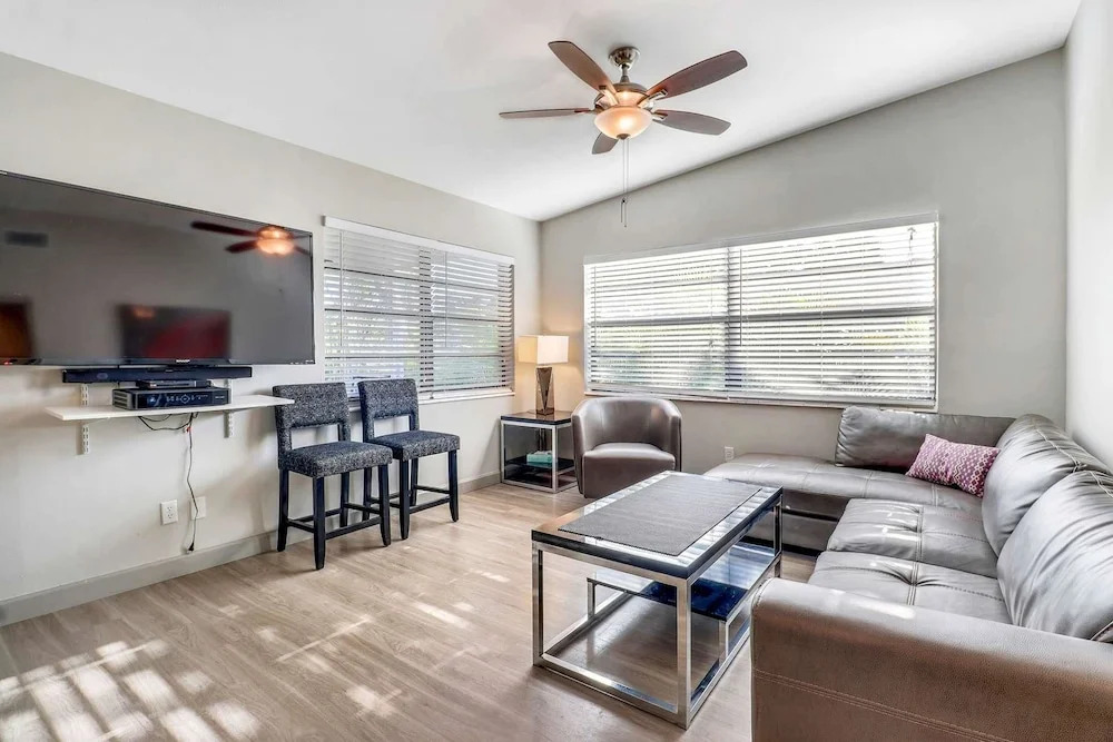 Modern Fort Myers Bungalow