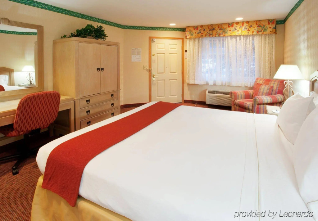 HiMark Hotel