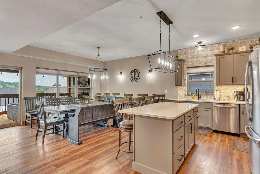 Paradise At The Cove 7 Bedroom Home by RedAwning