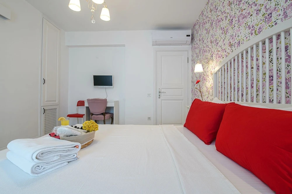 Gelincik Otel