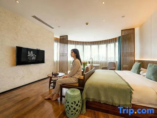 Pushe Garden Art Hotel