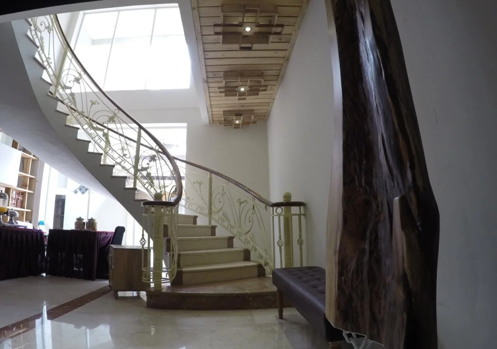 Grand Guci Hotel