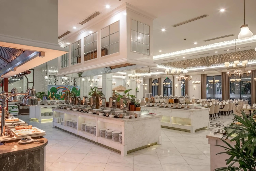 Meliá Vinpearl Cam Ranh Beach Resort