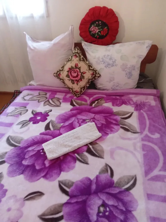 Room in Guest Room - Retreat Rustical For 2 People