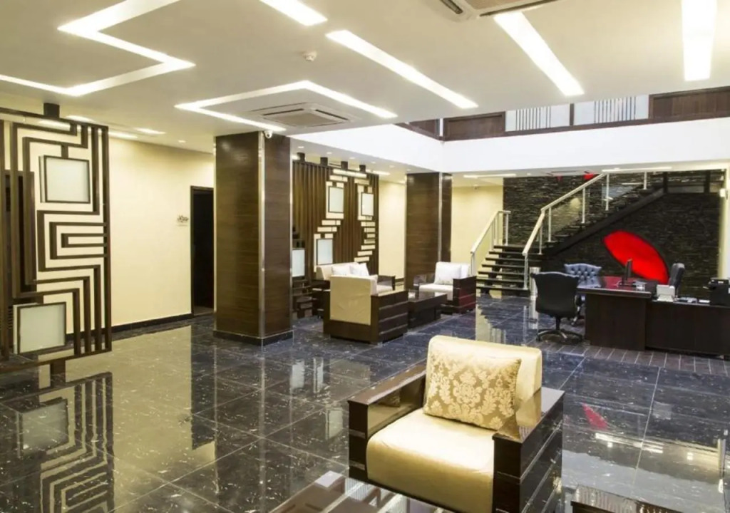 Royaute Luxury Suites and Hotel Gulberg Lahore