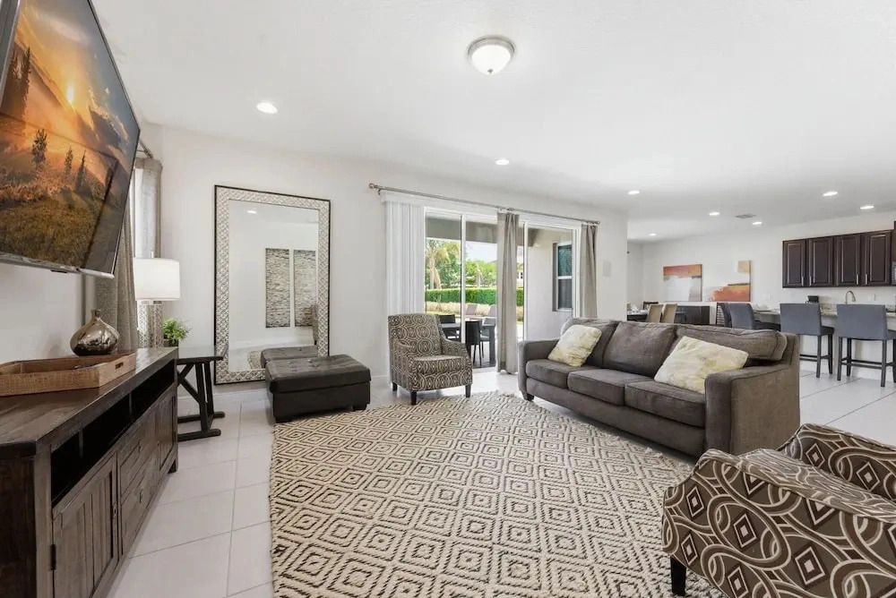 Comfort 6BR Getaway Private Pool Great Location
