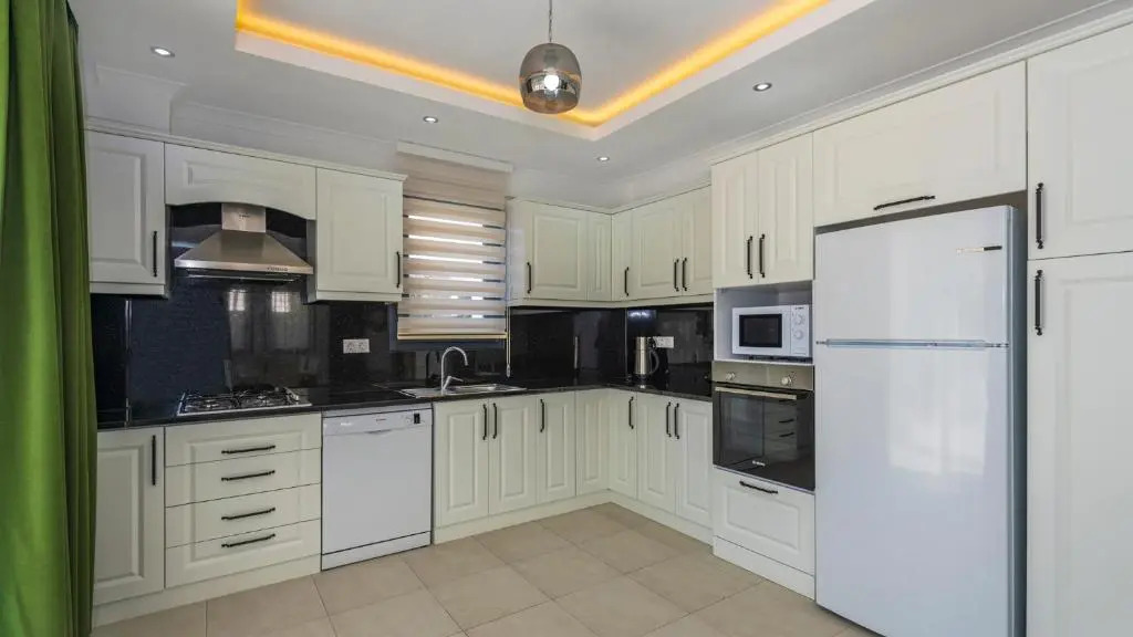 Hisar 1 - 4 Bedroom Holiday Villa in Hisarönü