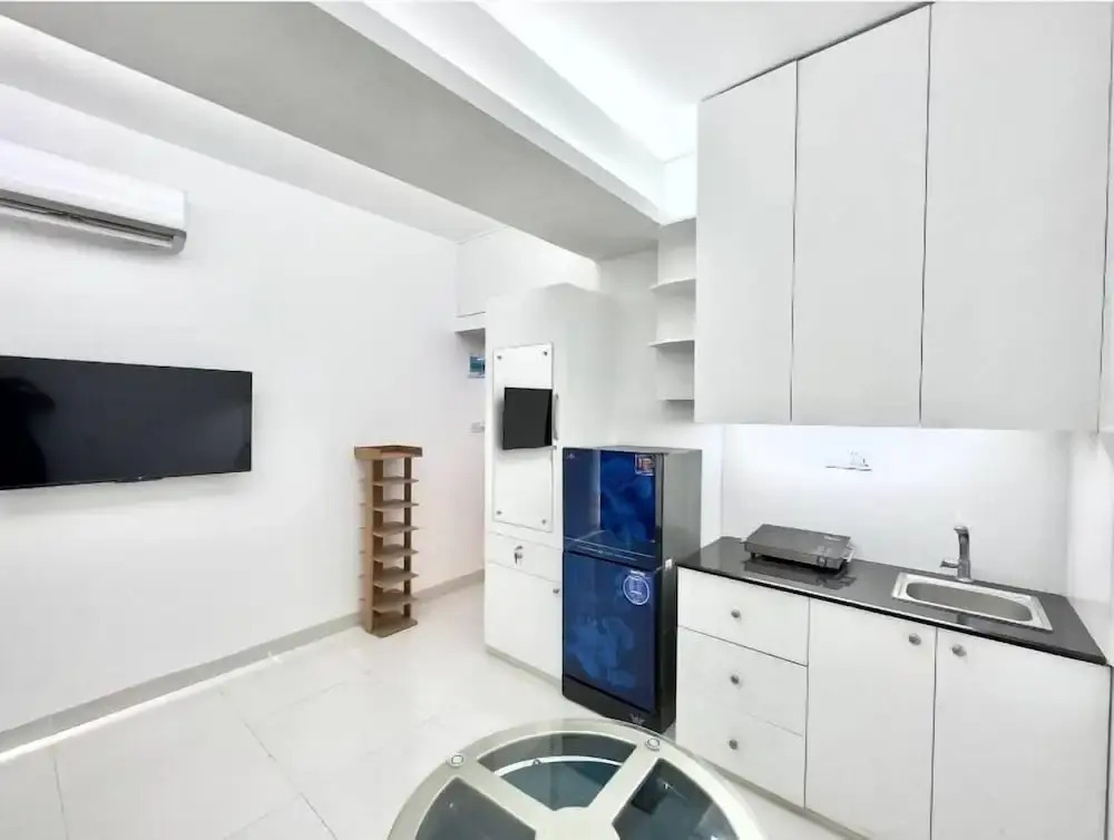 300sqft 1 Apartment with Sauna & Pool