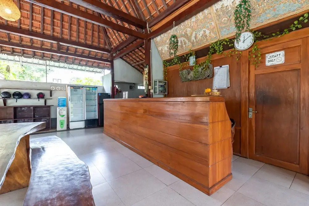 Urbanview Asung 2 Guesthouse near Canggu