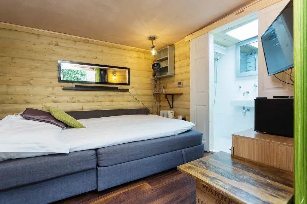 Veeve - Designer Clapham