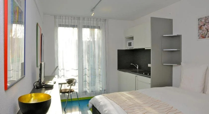 Domus Hotel