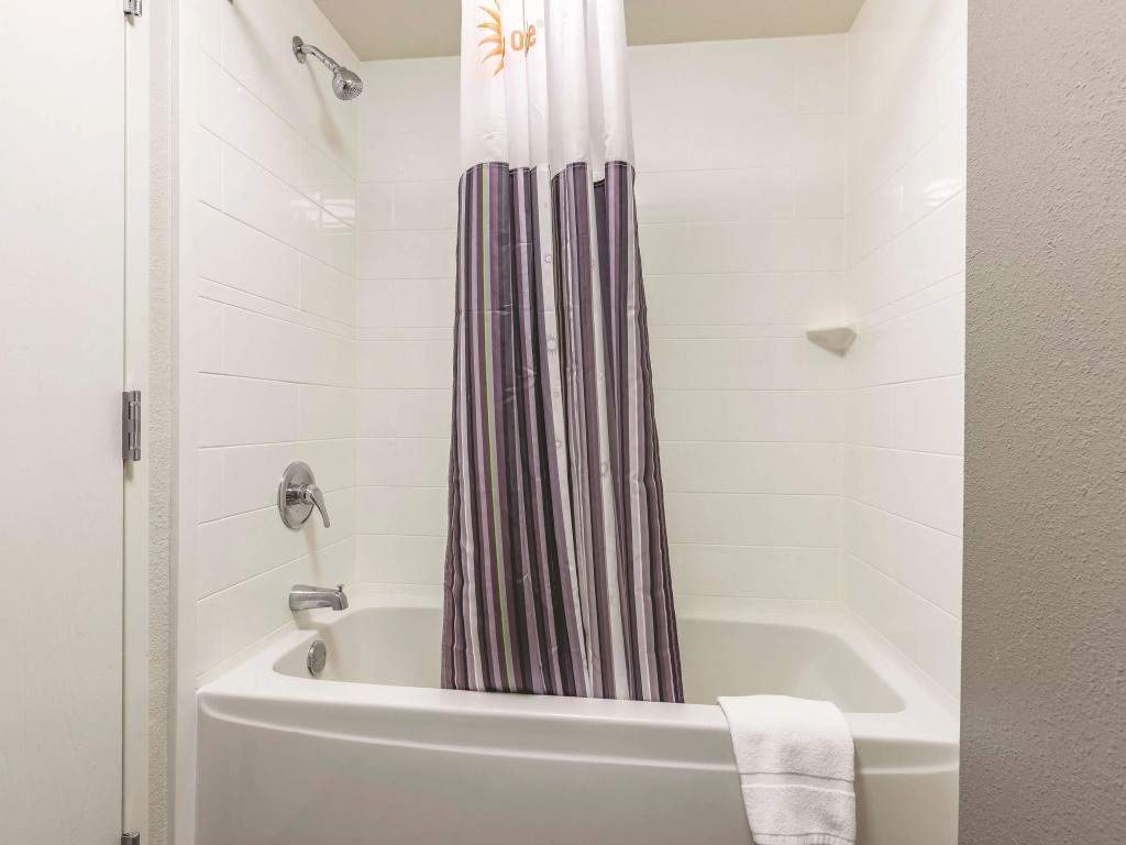 La Quinta by Wyndham Salem NH