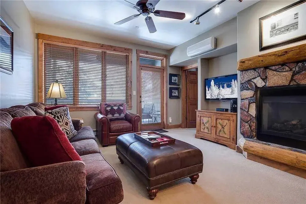 2211 Timberline Lodge, Trappeur's Crossing Apartment 1