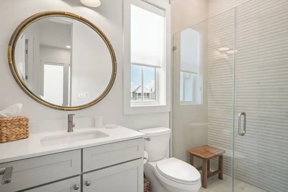 Serenity Shore 305 SOU