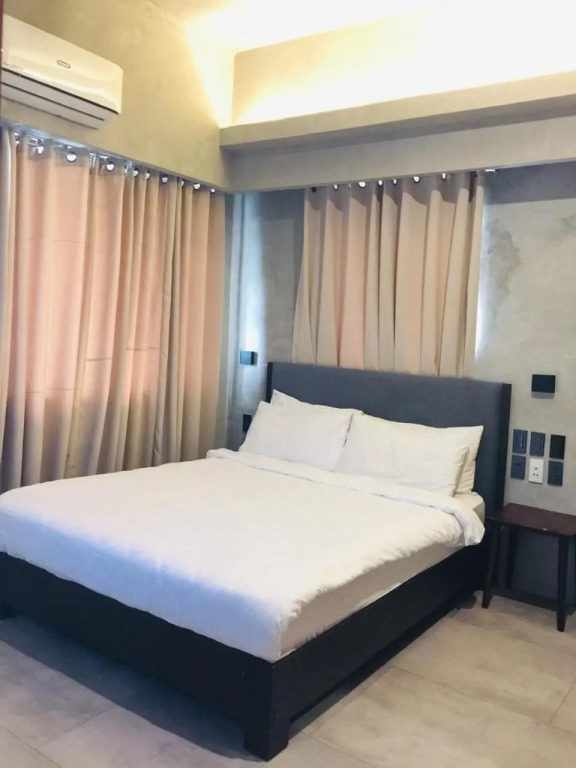 Staycation 1BR Servce Aprtmnt 2px allows 5px 23011
