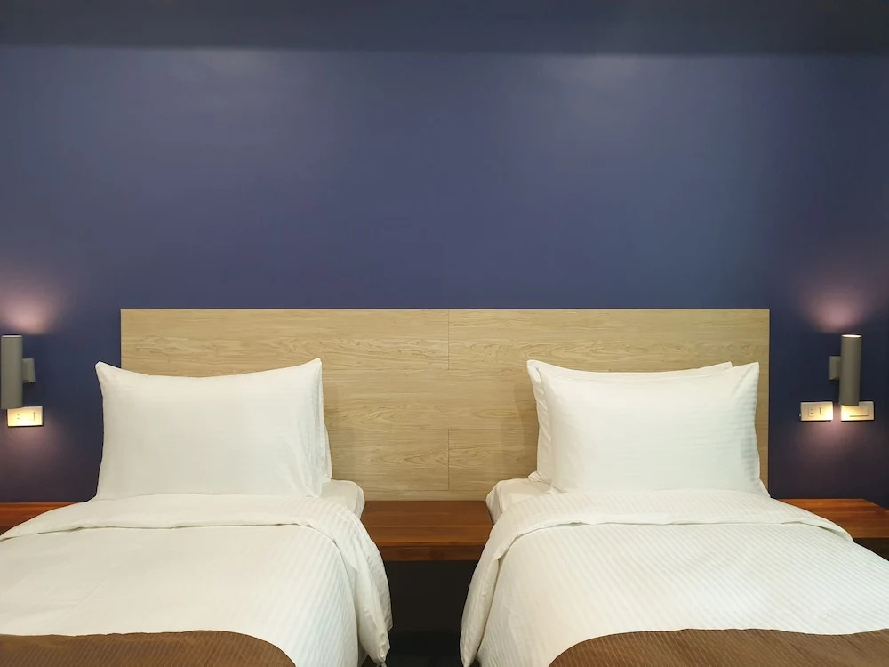 Leez Inn Makati