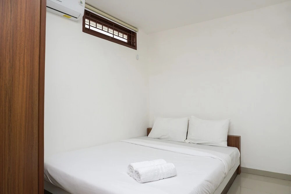 Minimalist Studio 1st Floor at Meruya 8 Puri Kembangan
