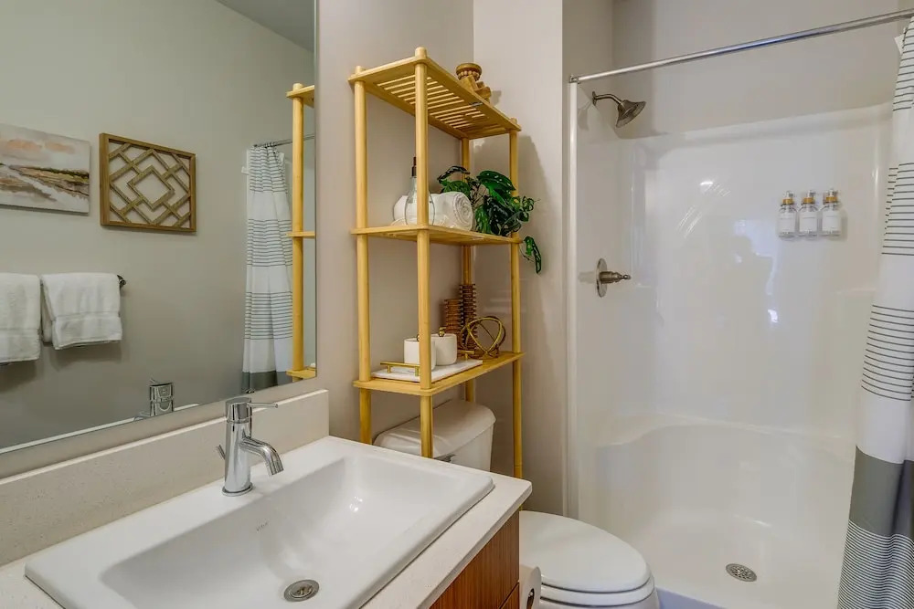 Traverse City Vacation Rental: 1 Mi to Beach!