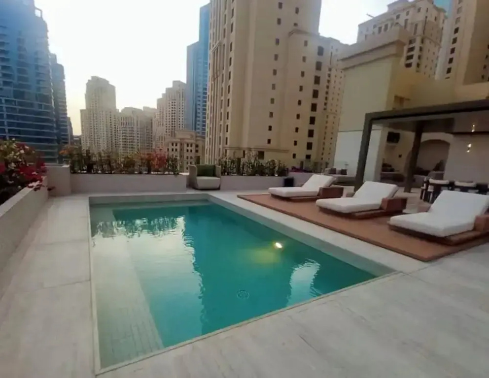 Maison Privee - Ultimate Luxury Penthouse w/ Pool & Marina Views