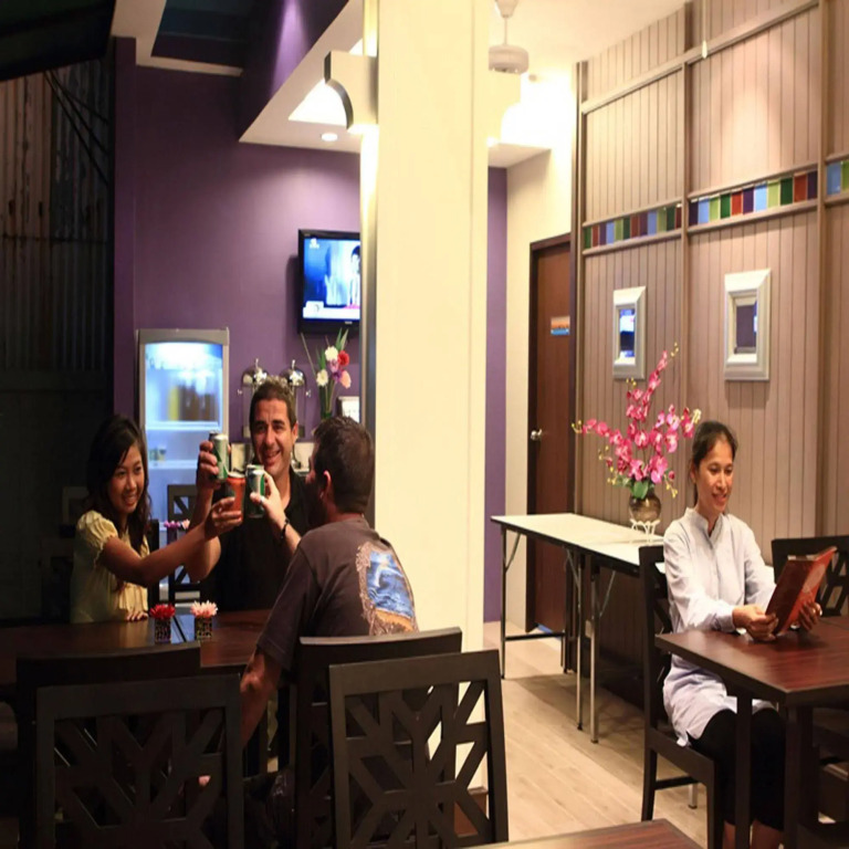 Sawasdee Hotel @ Sukhumvit Soi 8