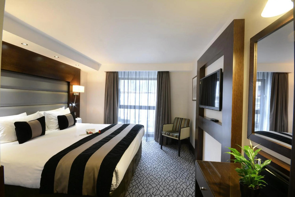 Premier Inn London Kensington Earls Court