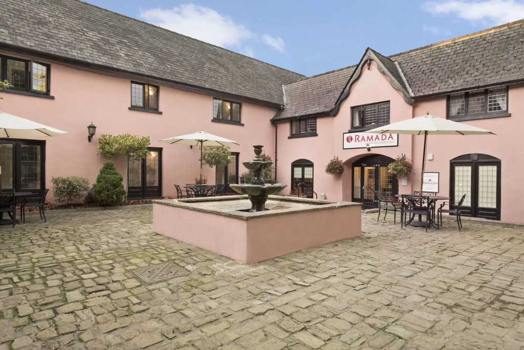 Cwrt Bleddyn Hotel & Spa