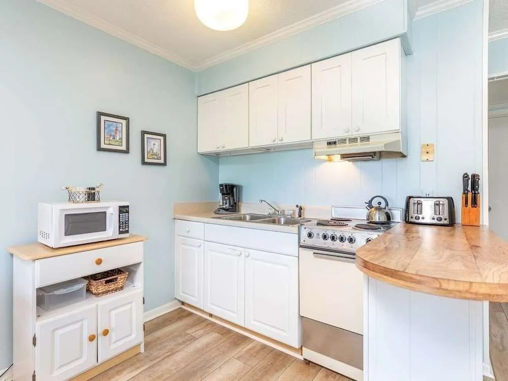 Savannah Beach Racquet Club by Tybee Vacation Rentals