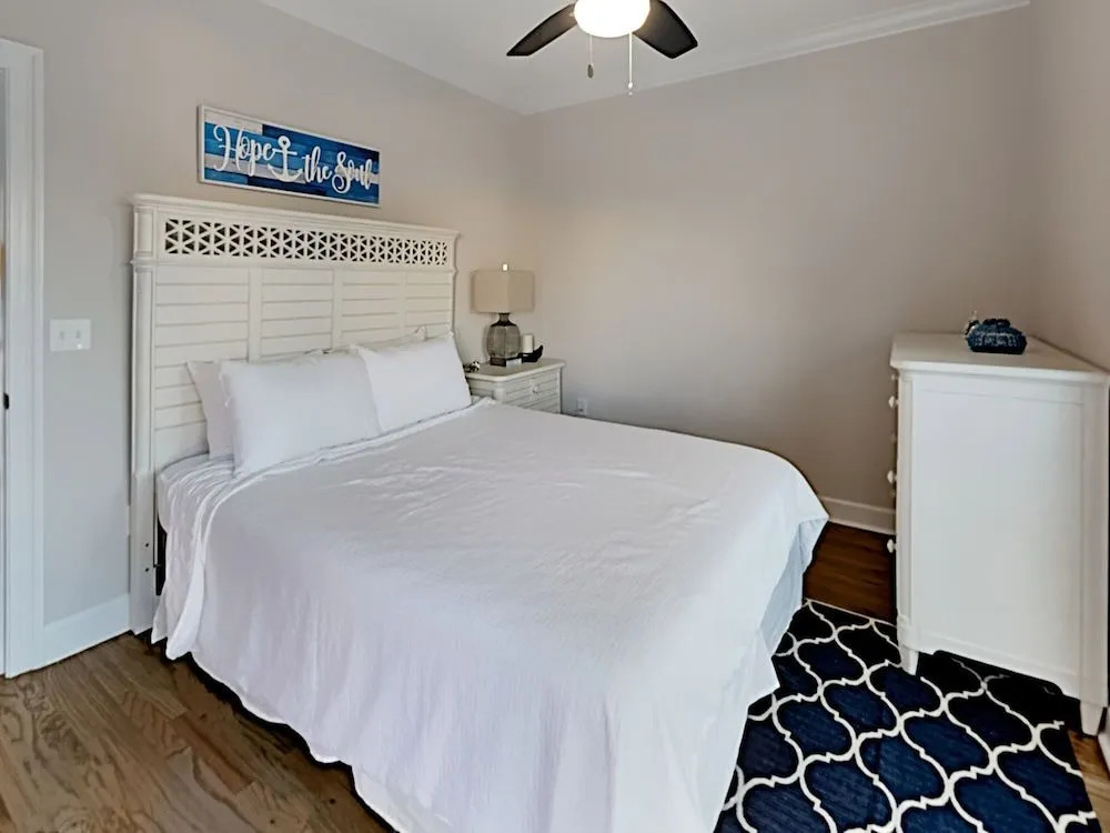 Driftwood Townhomes #8 - Drift Away