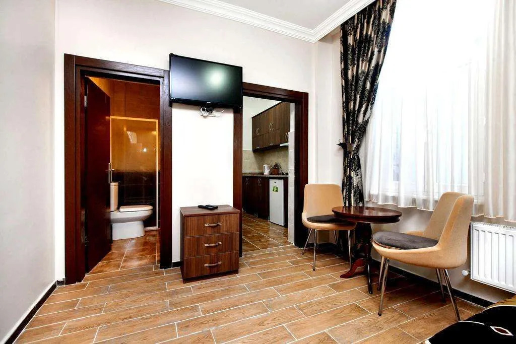 My Red River Apart Hotel