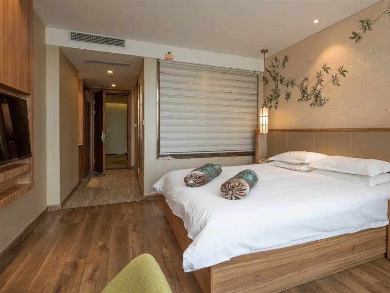 Meixu L Hotel (Zhenjiang Suning Plaza Xijindu Branch)