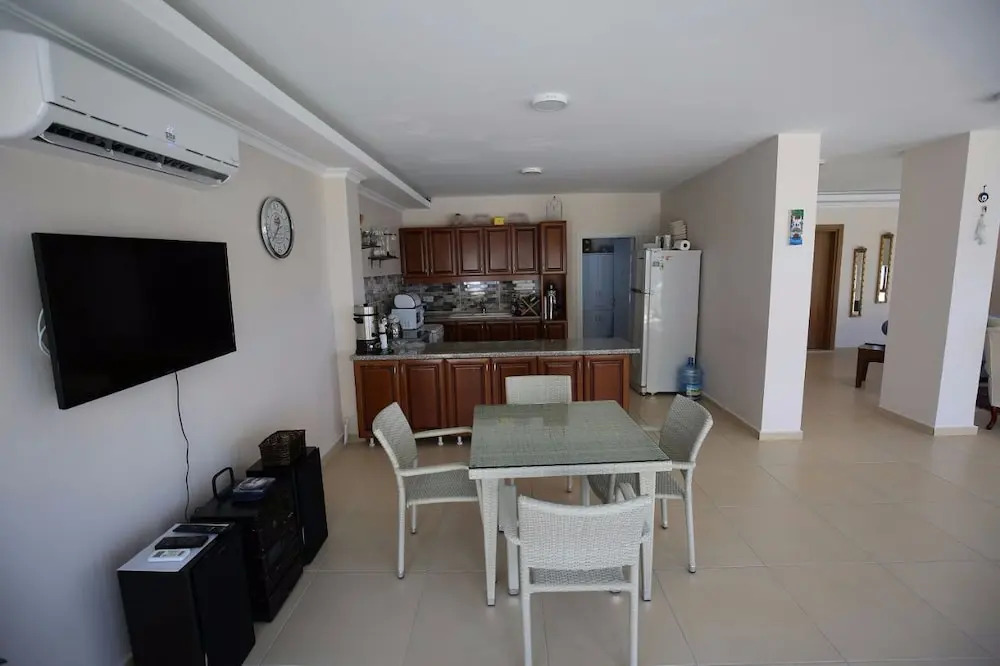 Inta Jasmin House