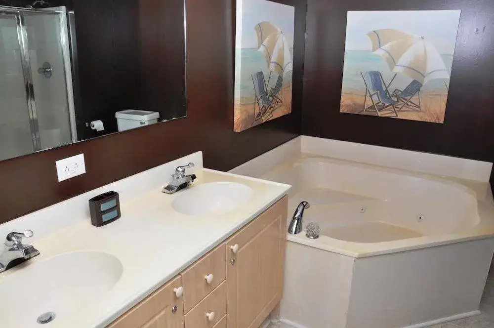 Ocean Bay Club 1205 - 4 Br condo by RedAwning
