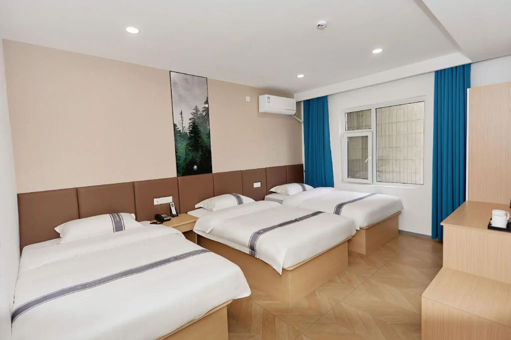 GreenTree Inn Shandong Dezhou Qihe County Party Committee Qilu Street Express Hotel
