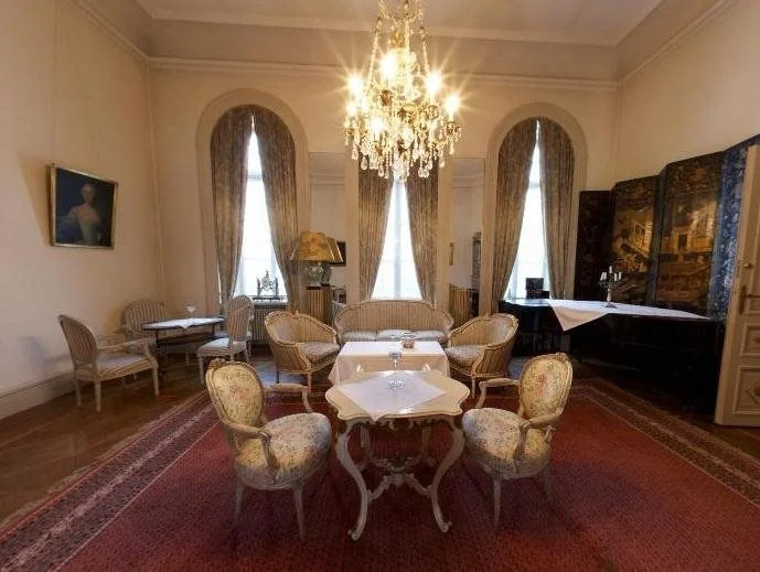 Kronovalls vinslott