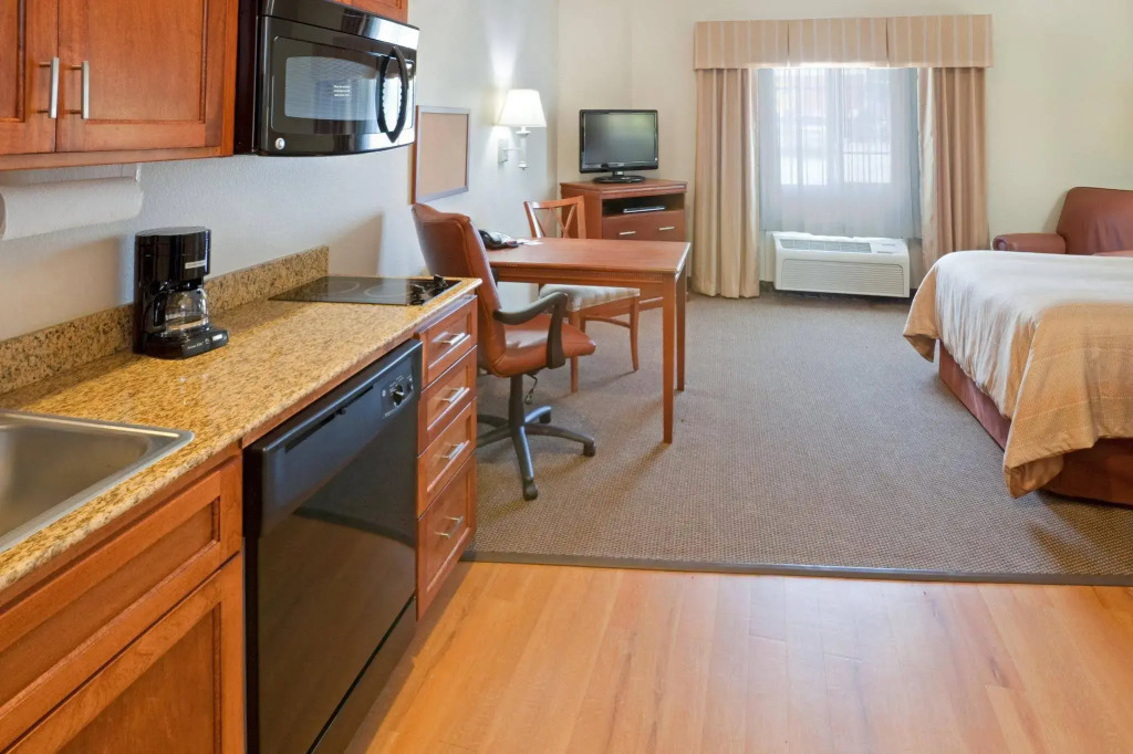 Candlewood Suites Mount Pleasant by IHG