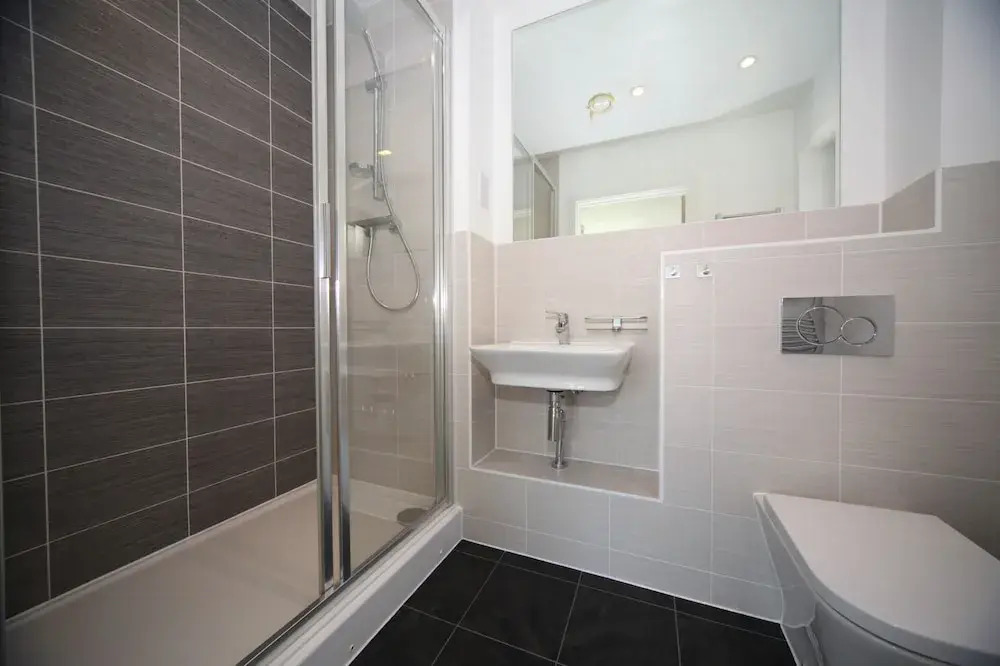 Luxurious 4 BH Home Near Willen Lake Ideal for Families & Business Stays!