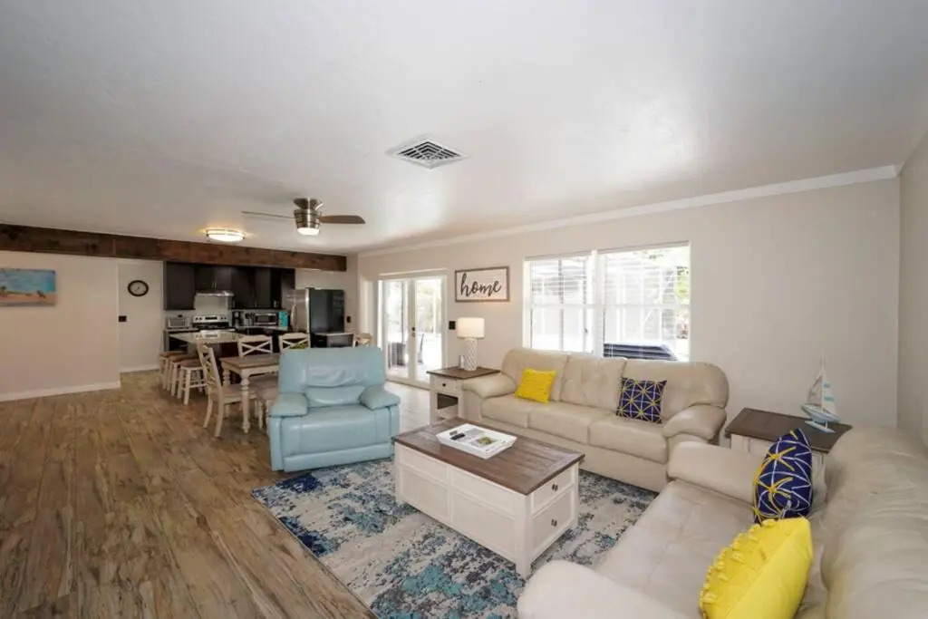 Heated Pool Home - Close to Beaches, Restaurants & More!